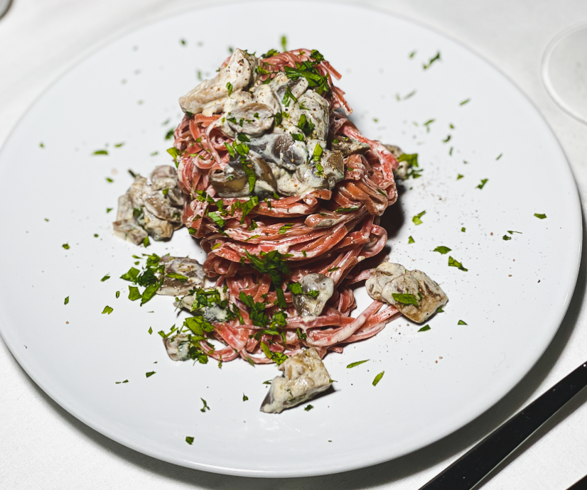 linguine-barolo-with-mushrooms